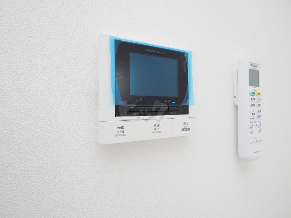 インターホン