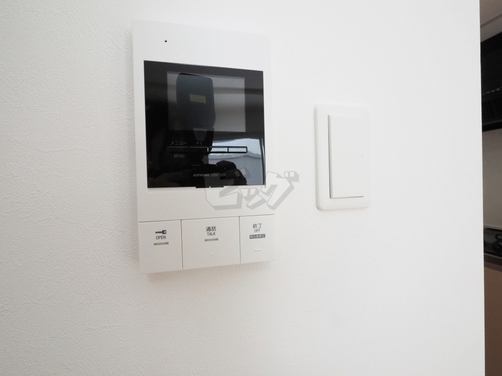 インターホン