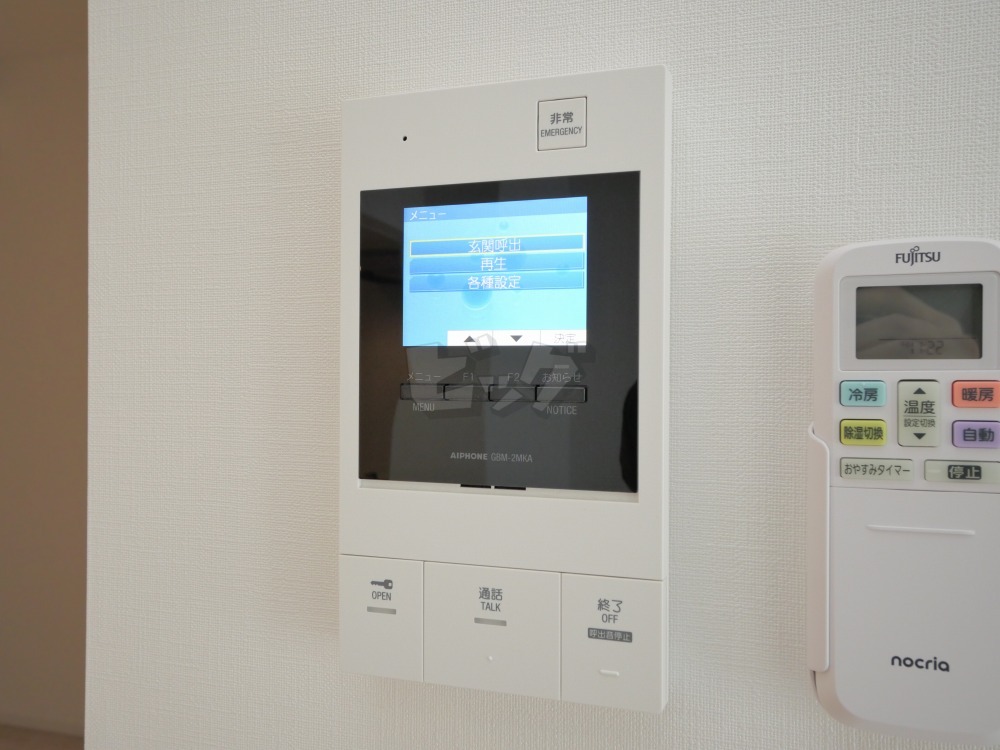 インターホン