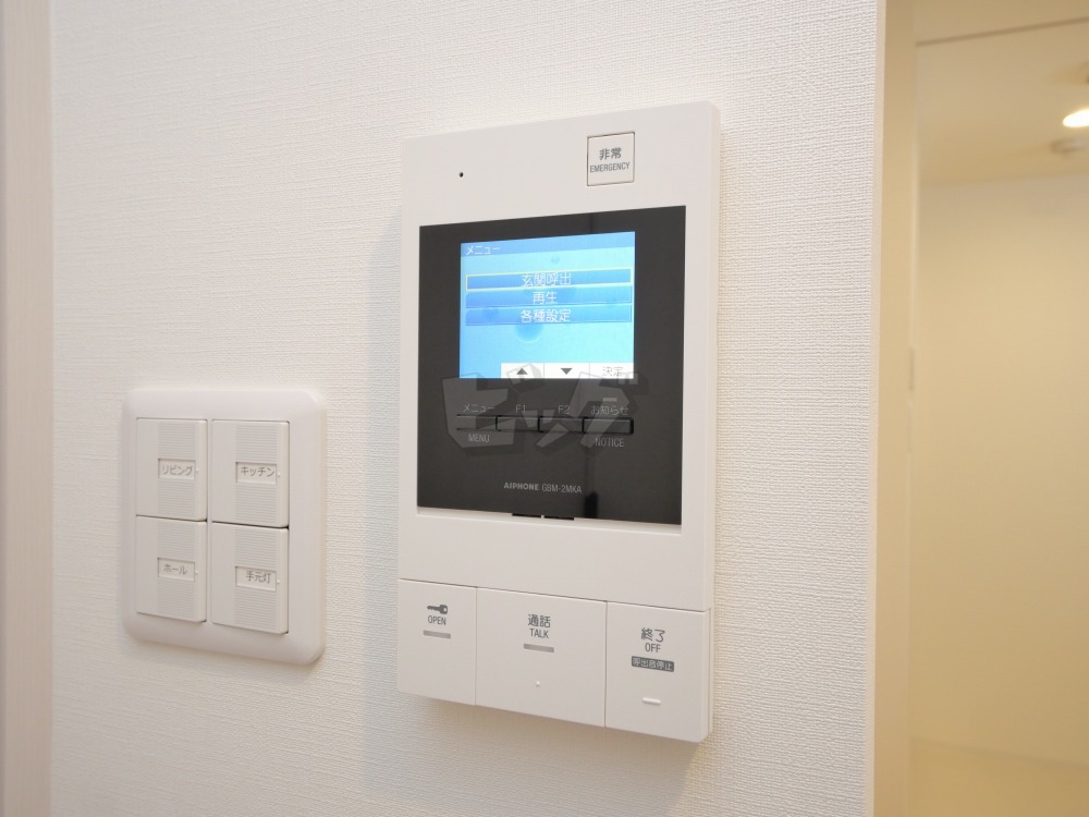 インターホン