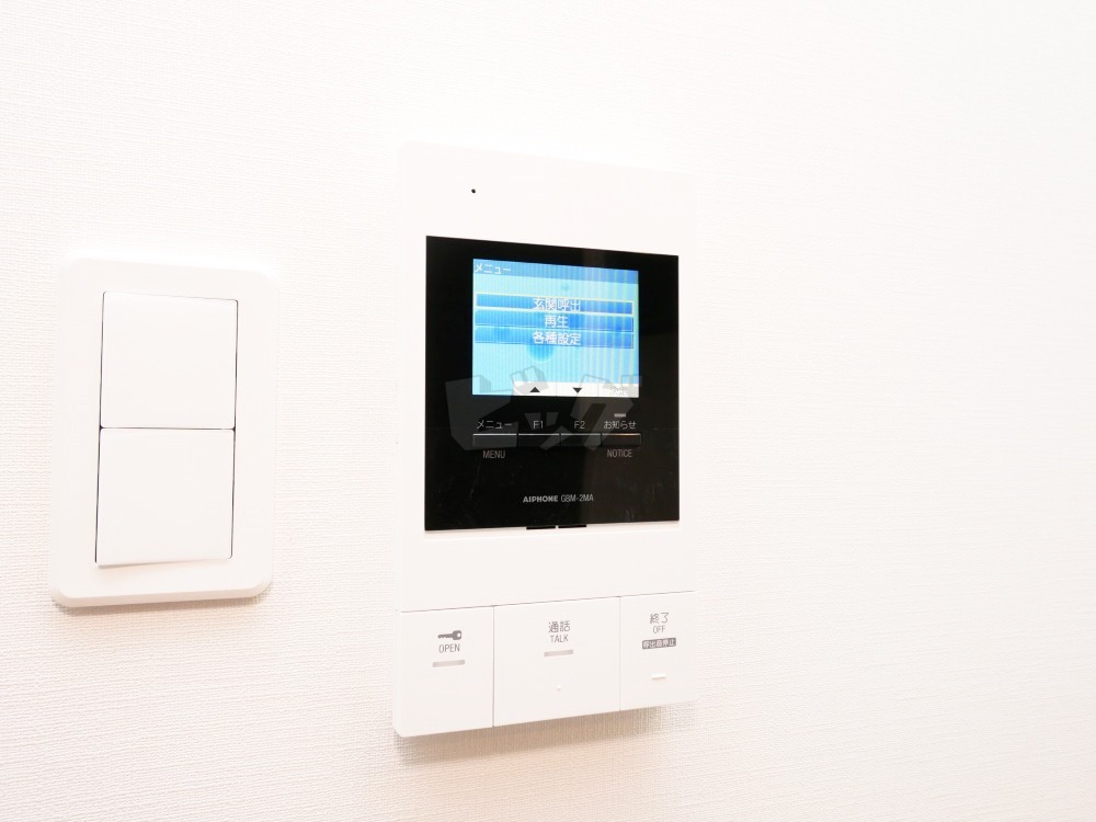 インターホン