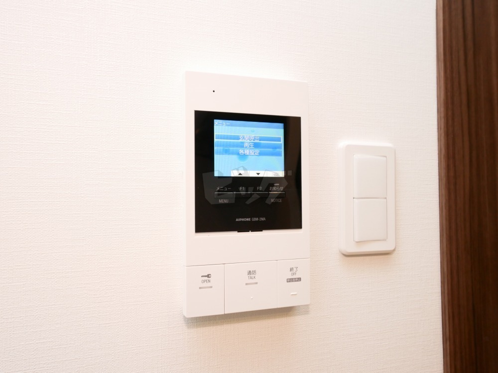 インターホン