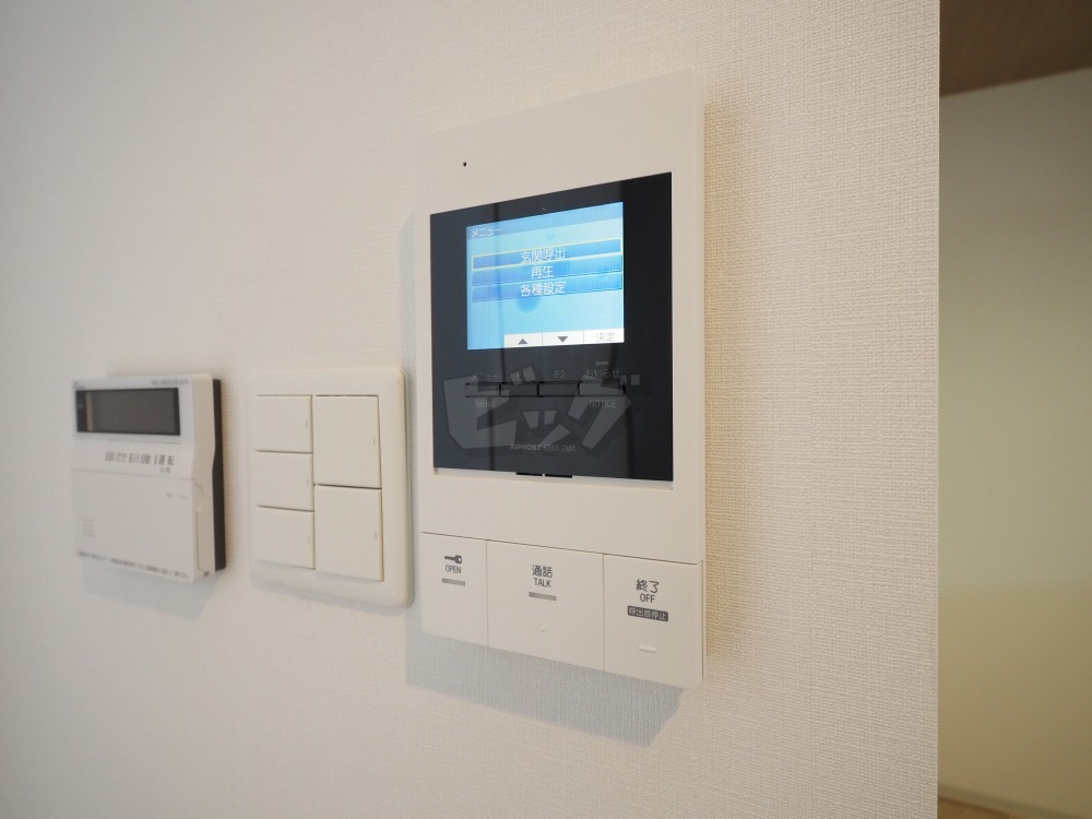 インターホン