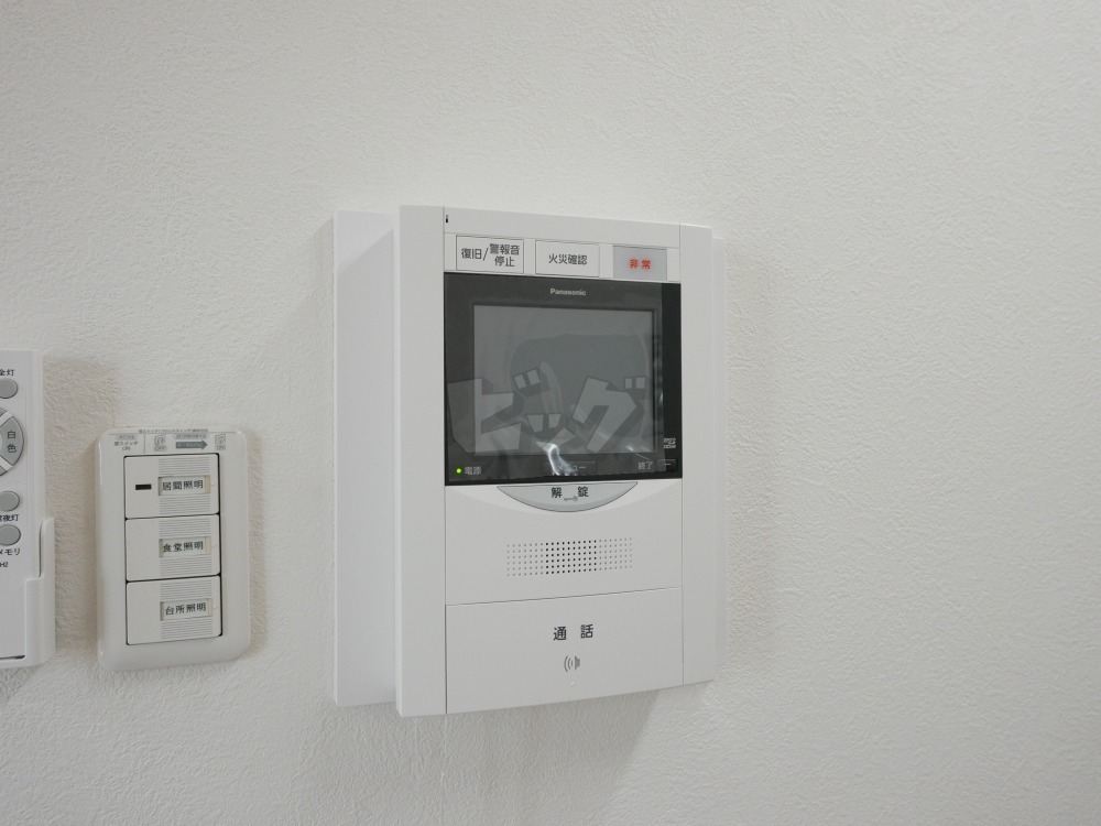インターホン