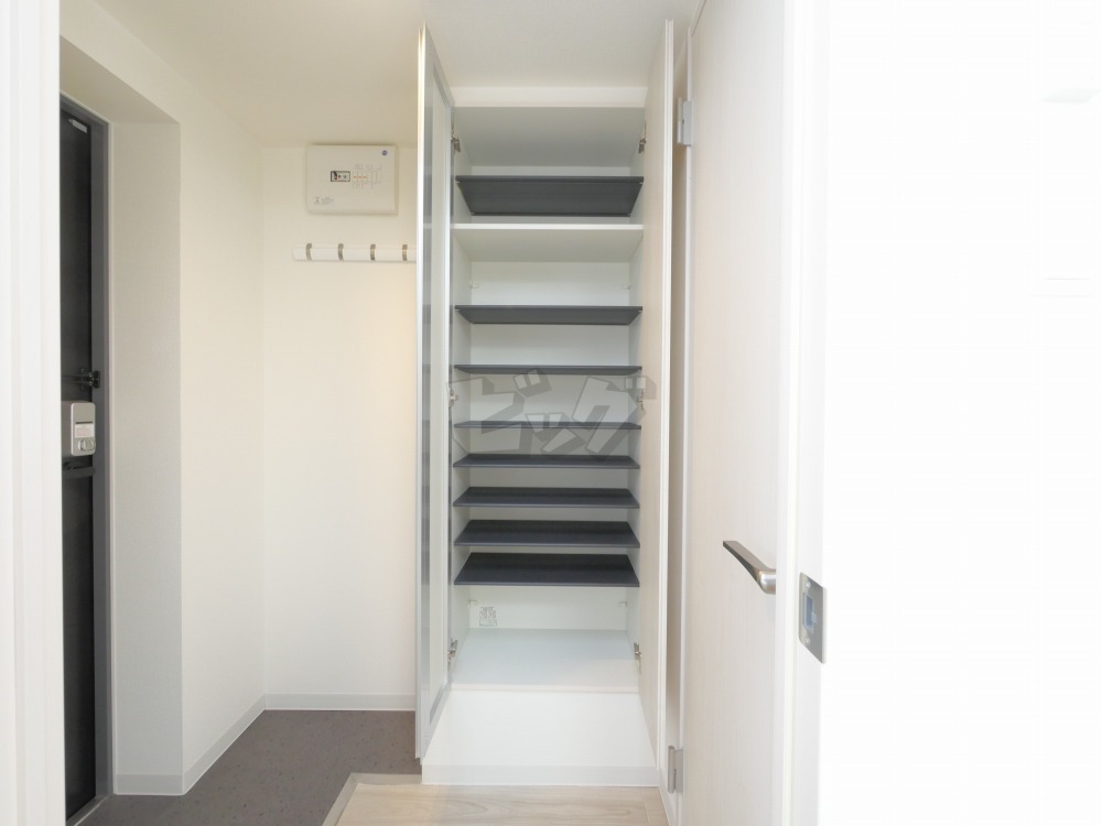 玄関収納