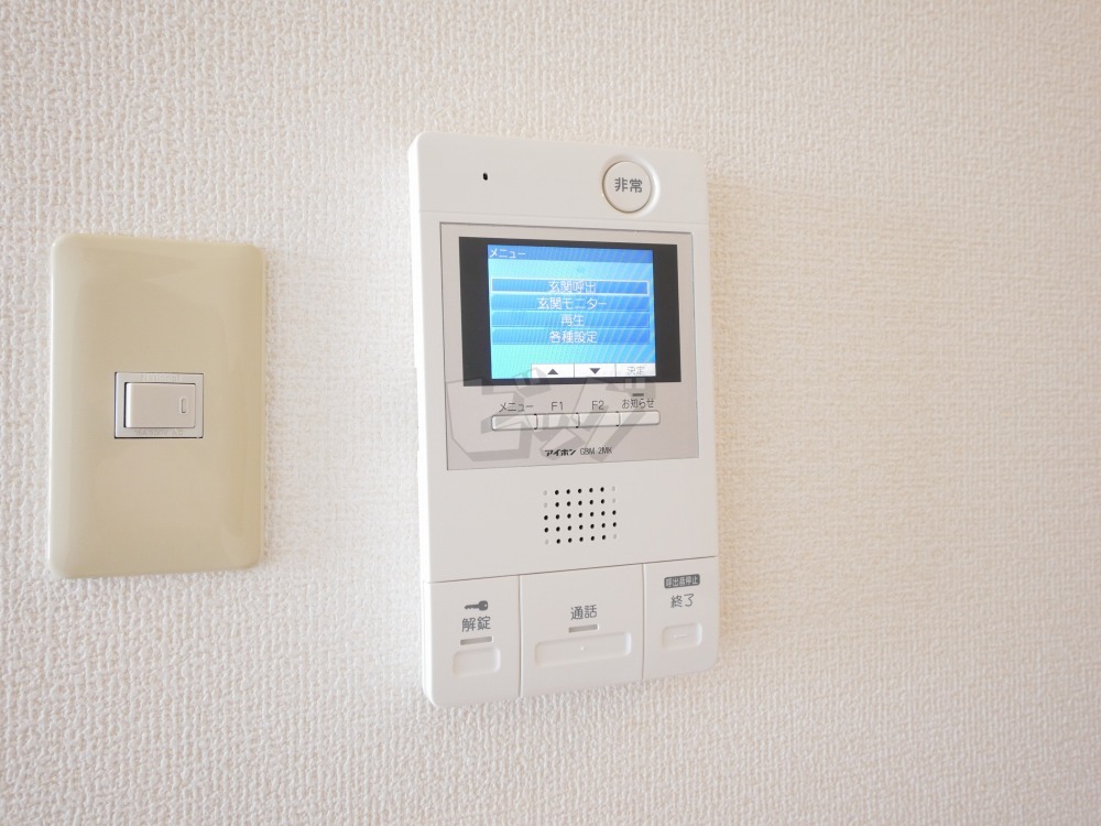 インターホン