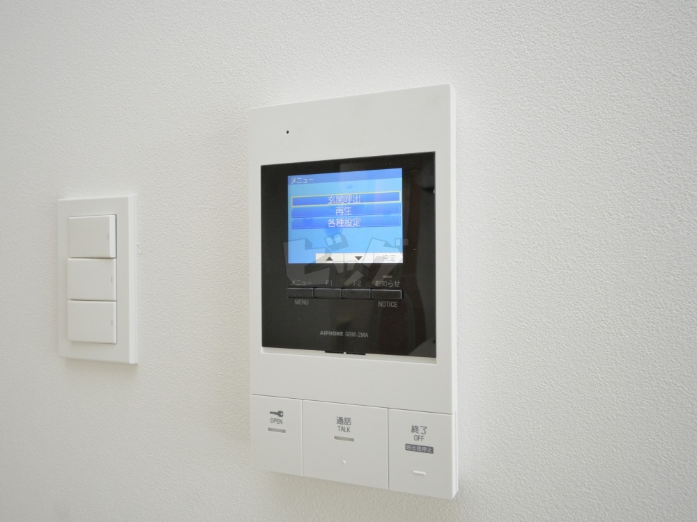 インターホン