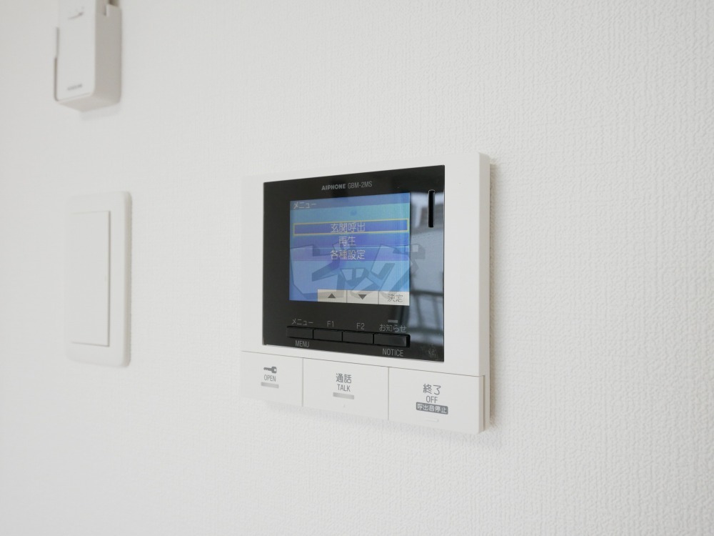 インターホン