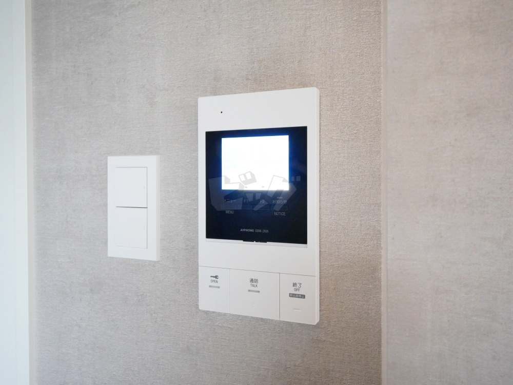 インターホン