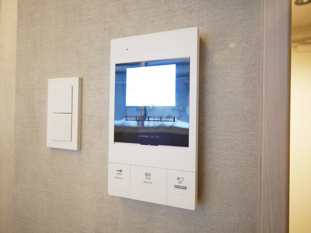 インターホン