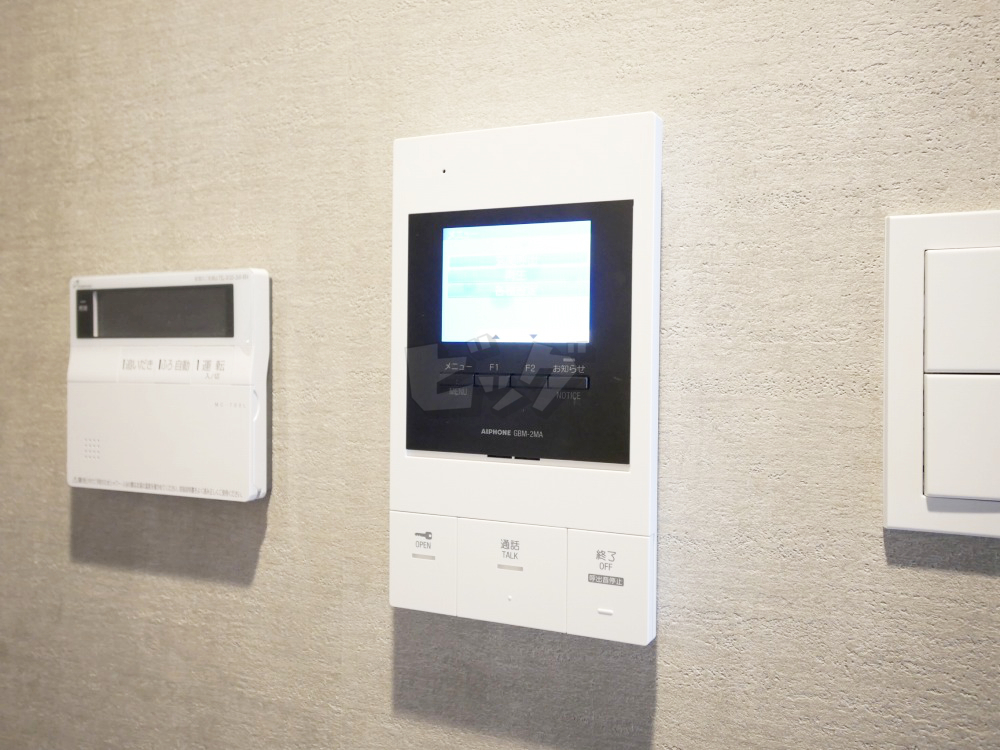インターホン