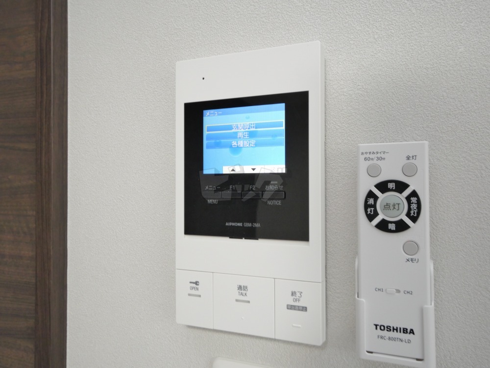 インターホン