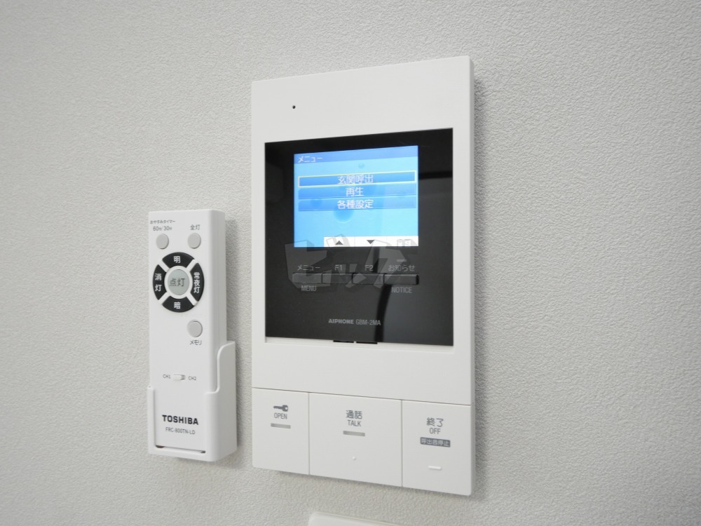 インターホン