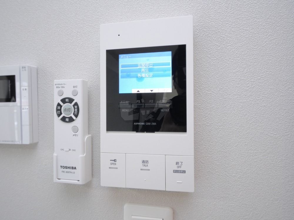 インターホン