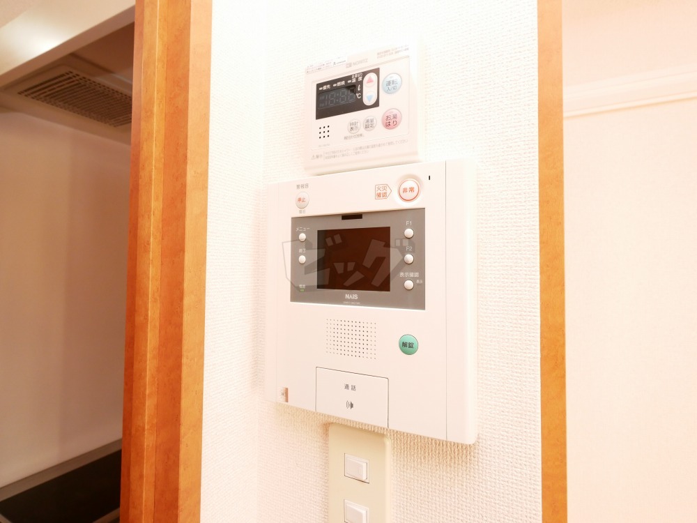 インターホン