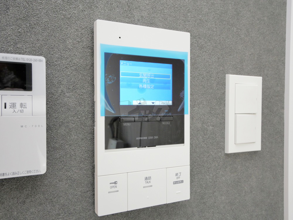 インターホン