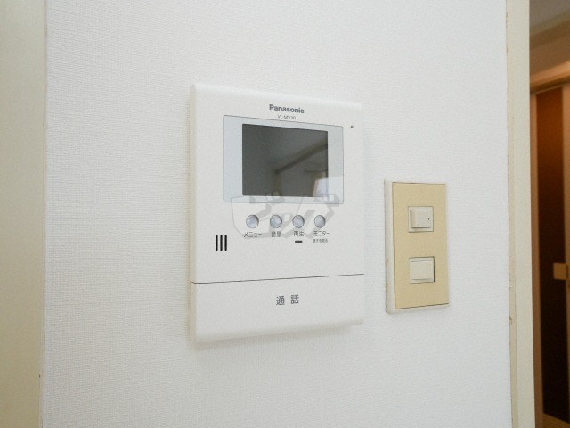 インターホン