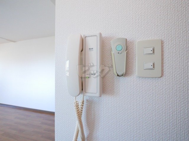 インターホン