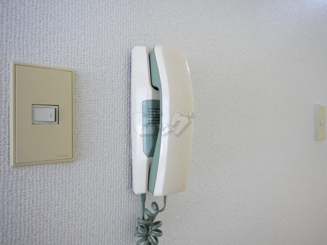 インターホン