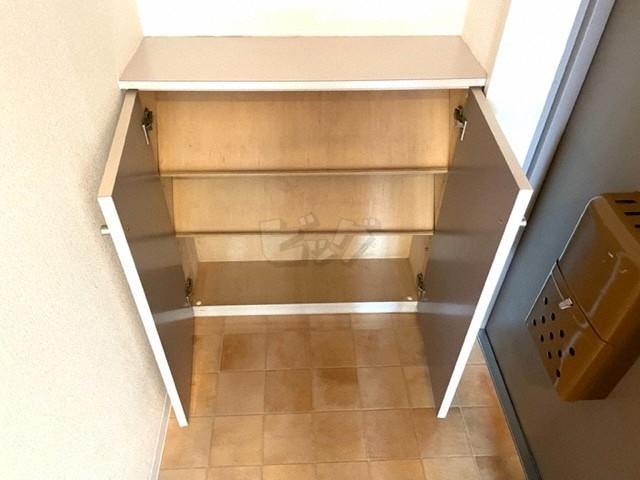 玄関収納