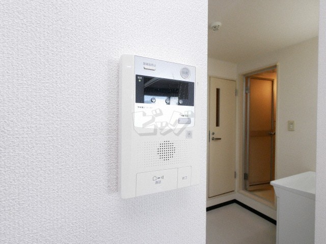インターホン
