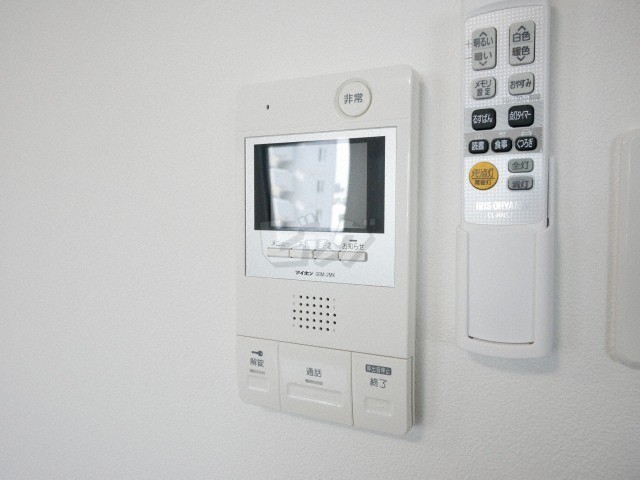 インターホン