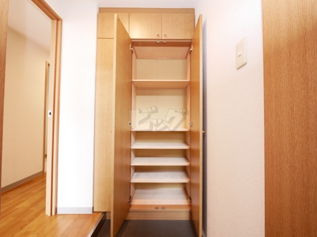 玄関収納