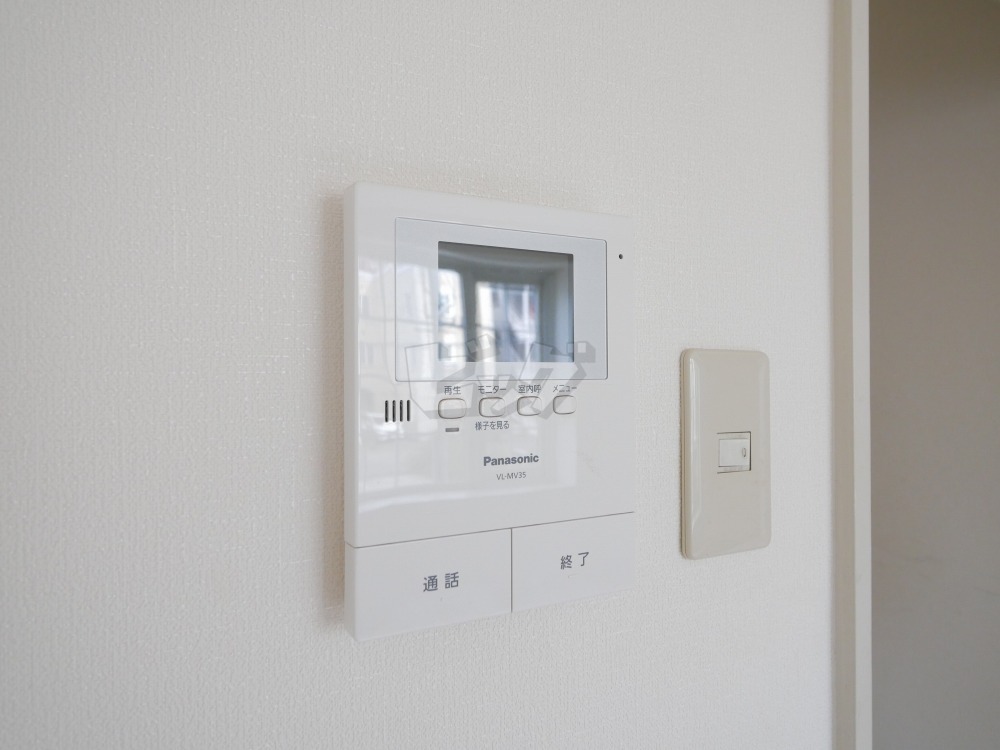 インターホン