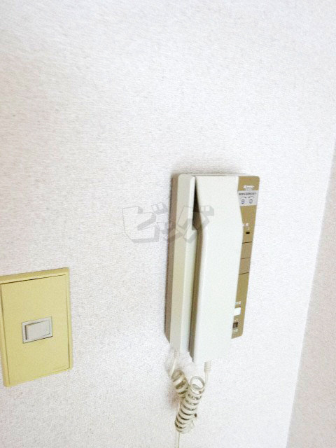 インターホン