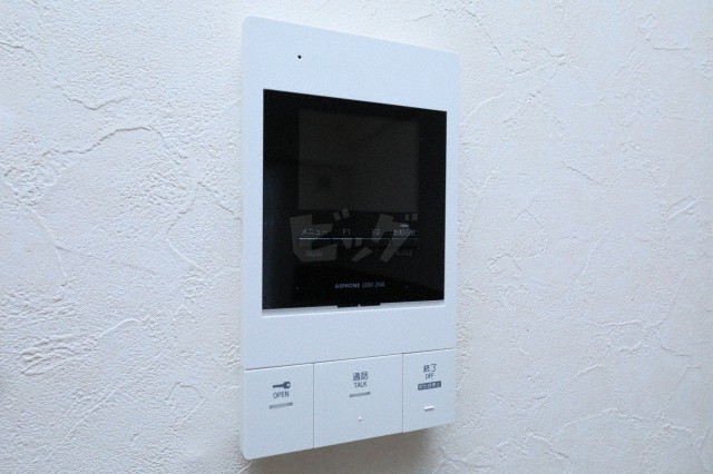 インターホン