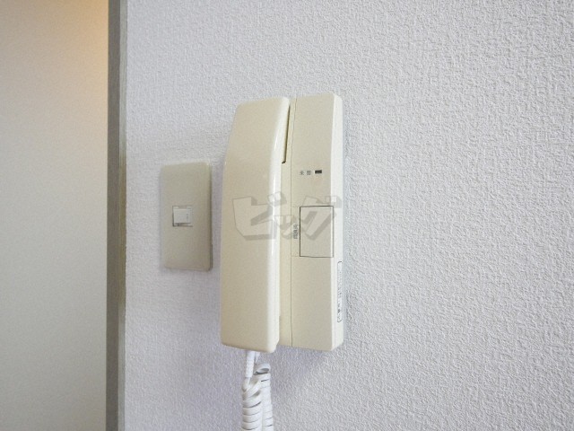 インターホン