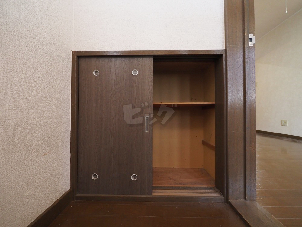 玄関収納