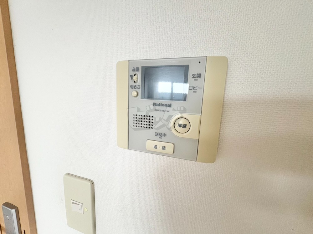 インターホン
