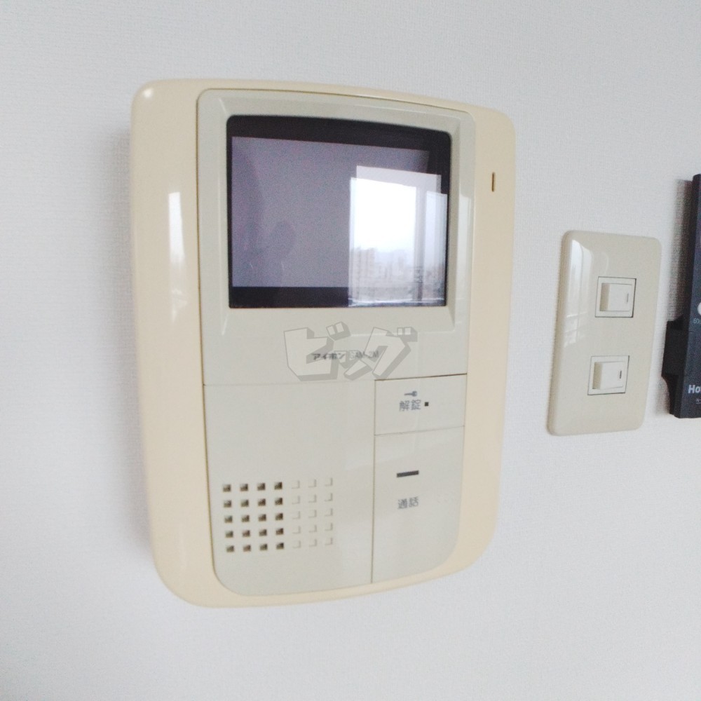 インターホン