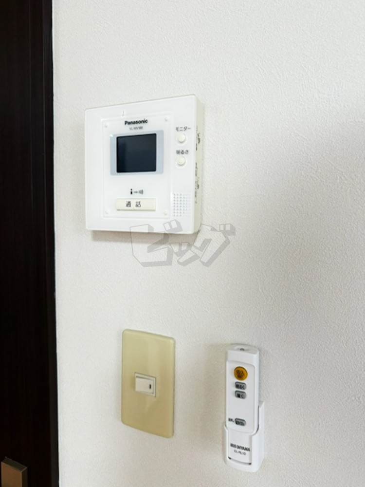 インターホン