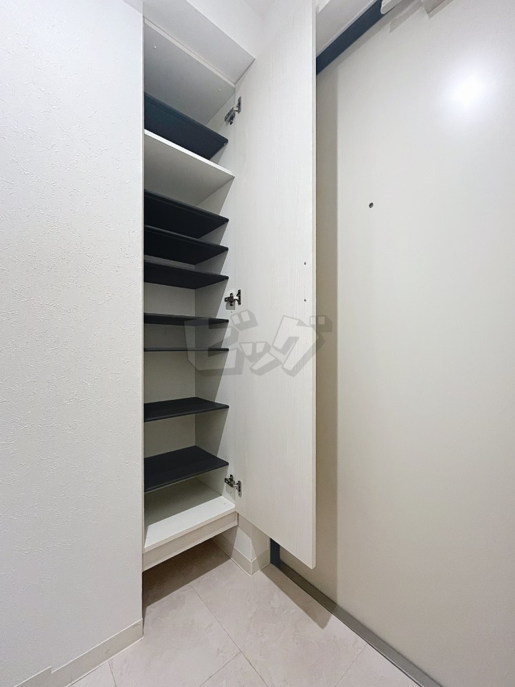 玄関収納