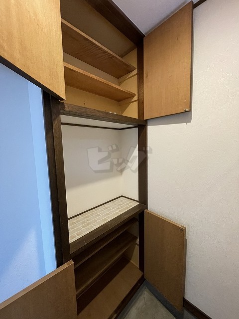 玄関収納