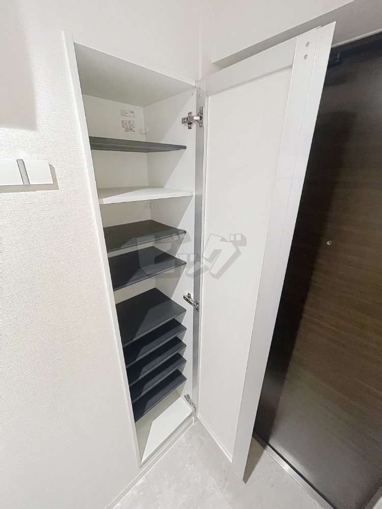 玄関収納