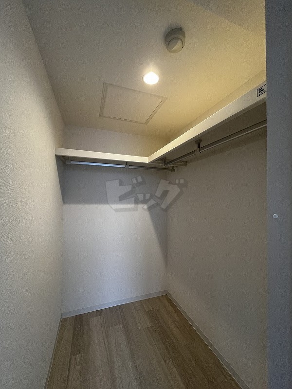 ウォークインクローゼット