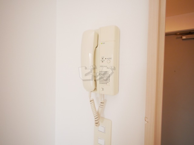 インターホン