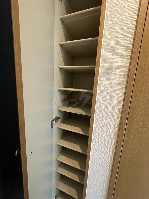 玄関収納