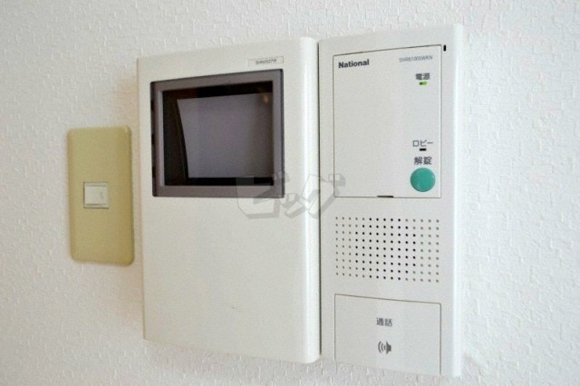 インターホン