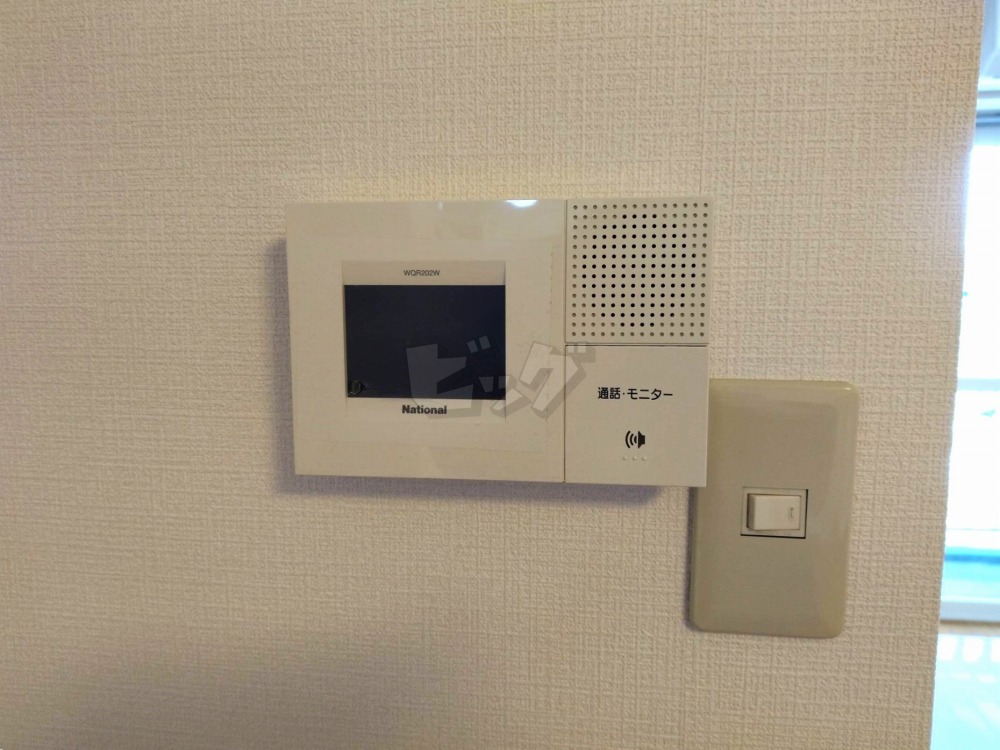 インターホン