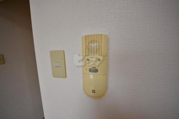 インターホン