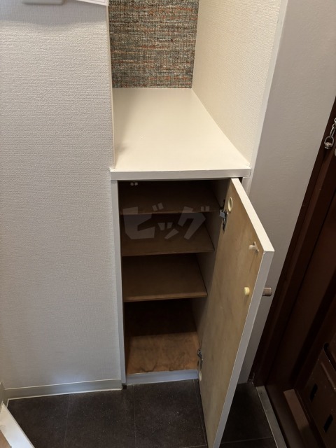 玄関収納
