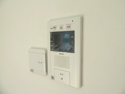 インターホン
