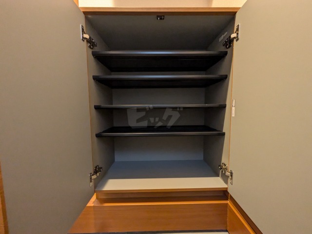 玄関収納