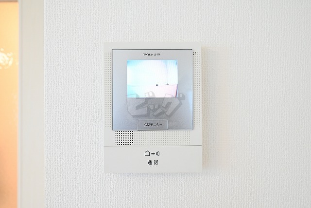 インターホン