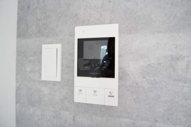 インターホン