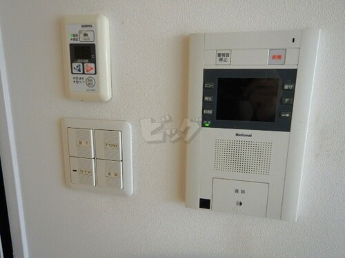インターホン